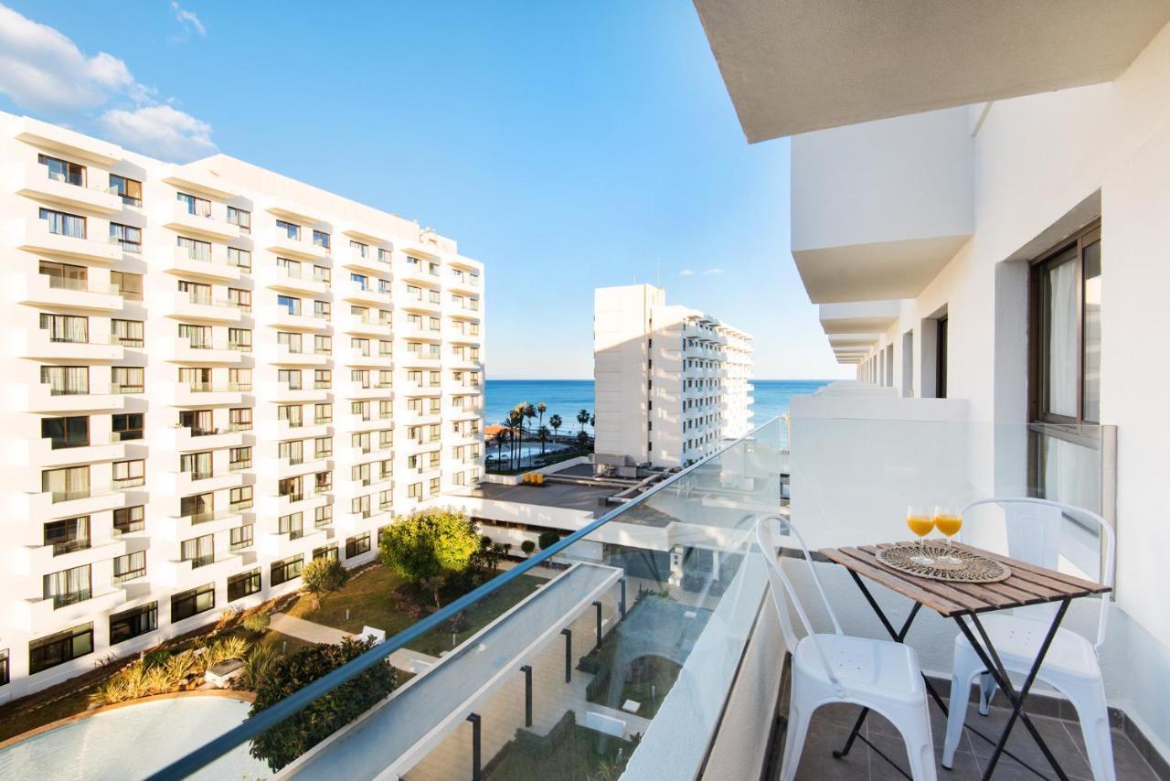 Aloha Puerto Private Apartment 1St Line Carihuela Beach Торремолинос Экстерьер фото