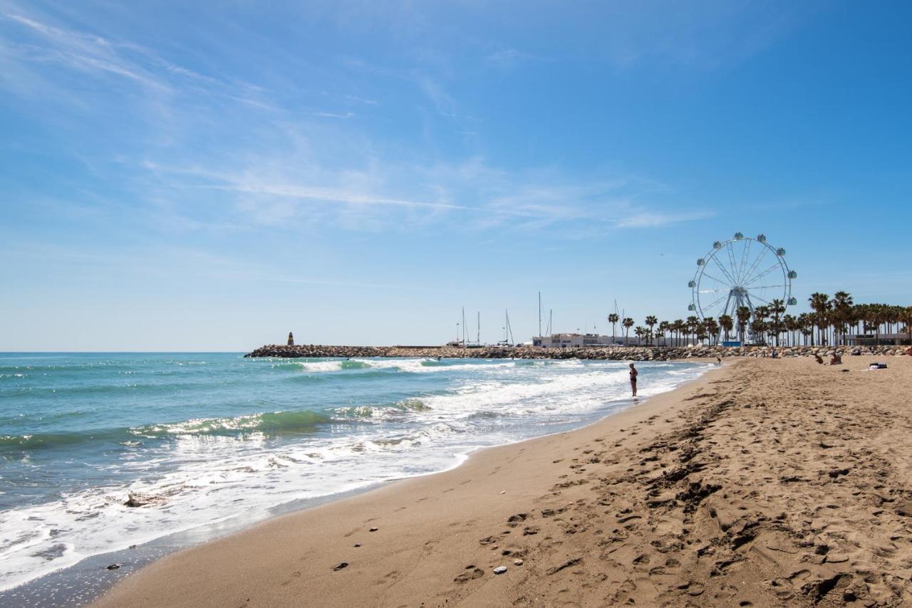 Aloha Puerto Private Apartment 1St Line Carihuela Beach Торремолинос Экстерьер фото